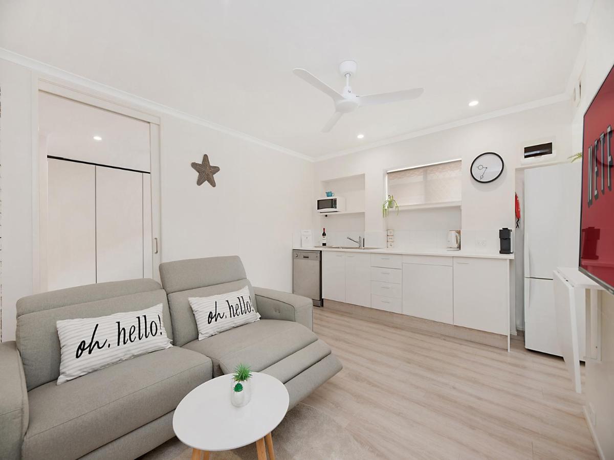 Apartment Pet Pawfect Coastal *